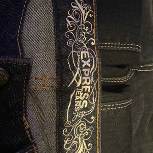 Express Jean brand new size 6 long